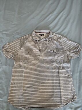 Banana Republic Gray and White Striped Short Sleeve Polo